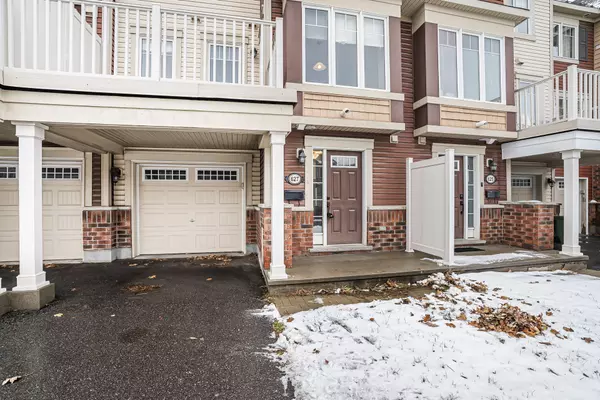 Barrhaven, ON K2J 5Y8,627 Bluegill AVE