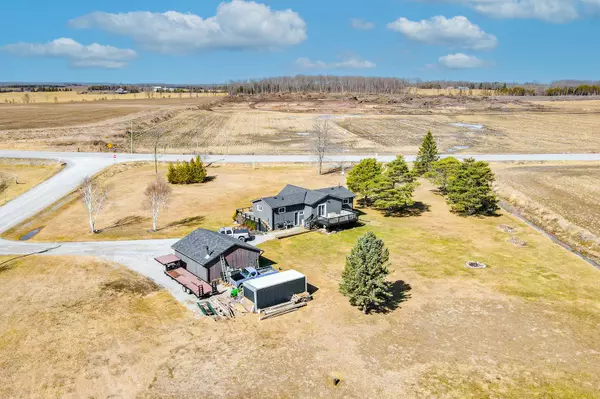 7 Port Hoover RD, Kawartha Lakes, ON K0M 2C0