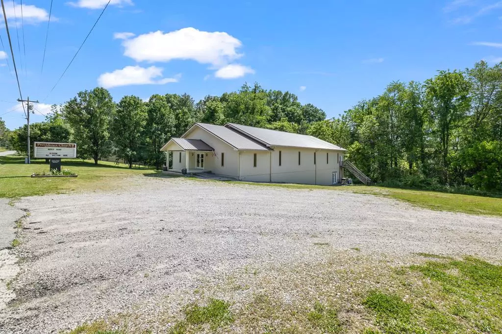 Jamestown, TN 38556,832 Allardt Highway