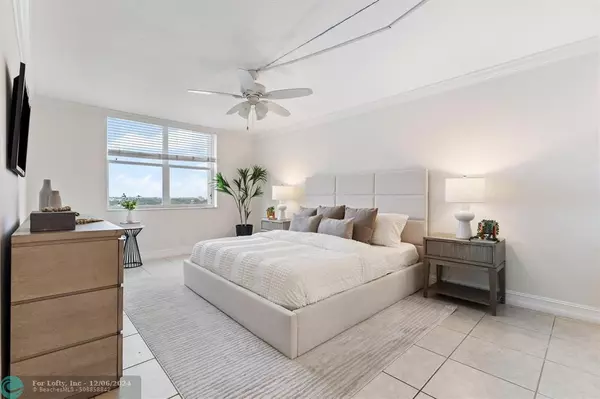 Lauderdale By The Sea, FL 33308,5200 N OCEAN BLVD  #1212B