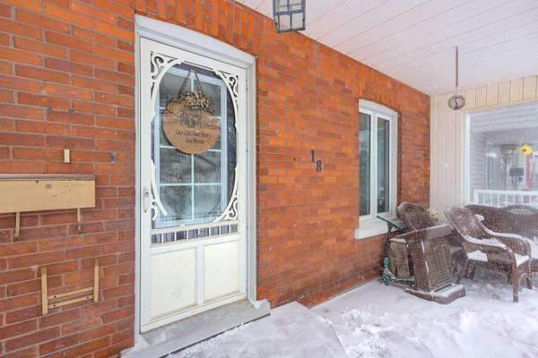 Stratford, ON N5A 1G5,18 Cambria ST