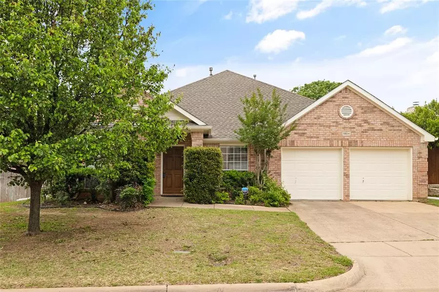 5504 Independence Avenue, Arlington, TX 76017