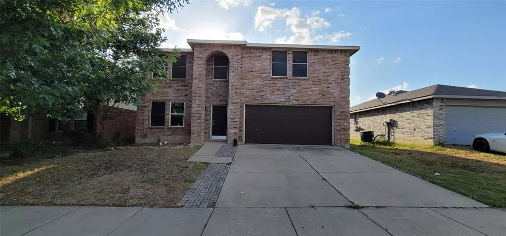 16149 Shawnee Trail, Fort Worth, TX 76247