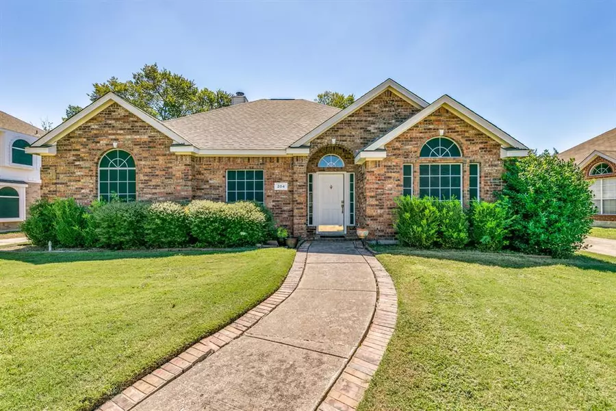 204 Sherwood Drive, Murphy, TX 75094