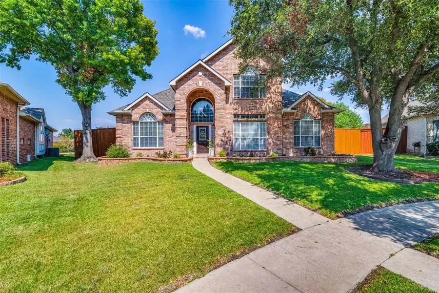 6118 Baskerville Drive, Rowlett, TX 75087