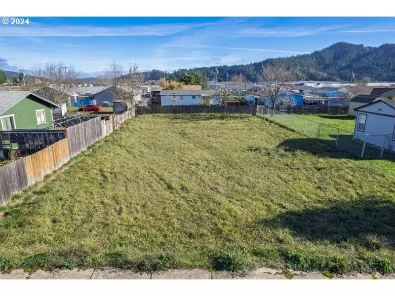 0 S COMSTOCK RD, Sutherlin, OR 97479