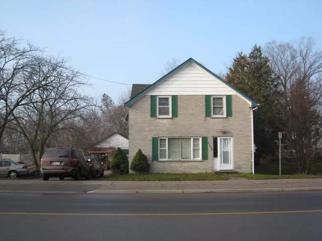 Oshawa, ON L1H 7K4,3320 Simcoe ST N