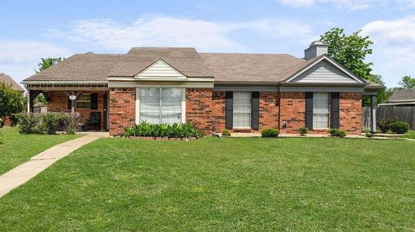 822 Colchester Drive, Mesquite, TX 75149