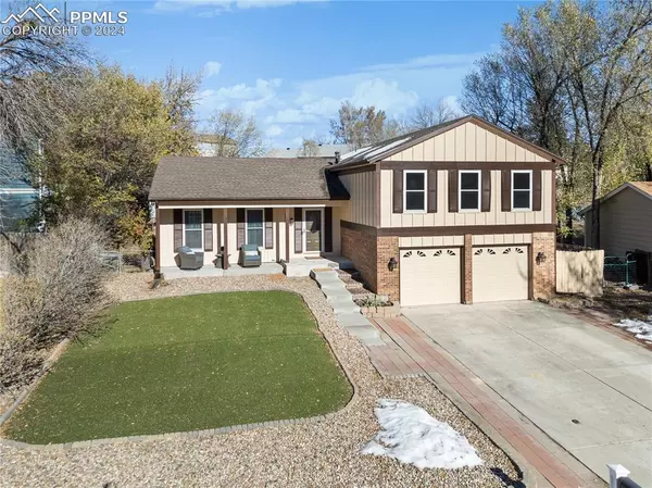 Colorado Springs, CO 80918,2512 Garden WAY