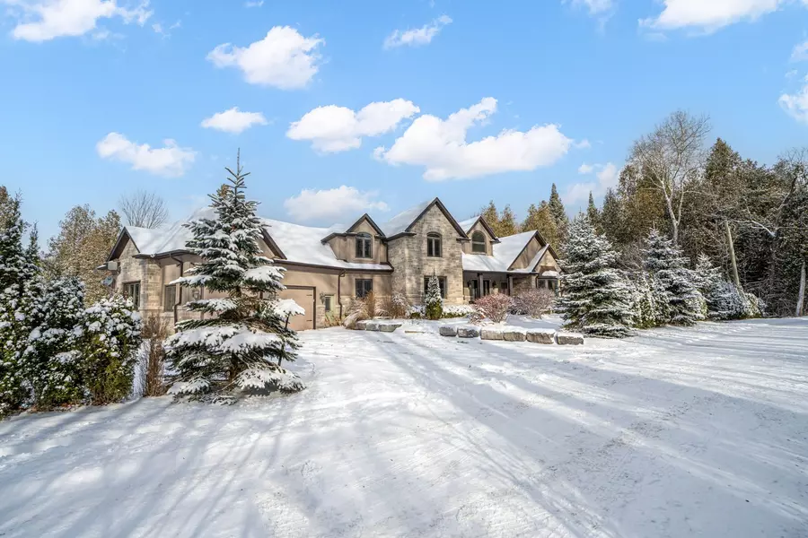 566 River RD, Caledon, ON L7K 0E5