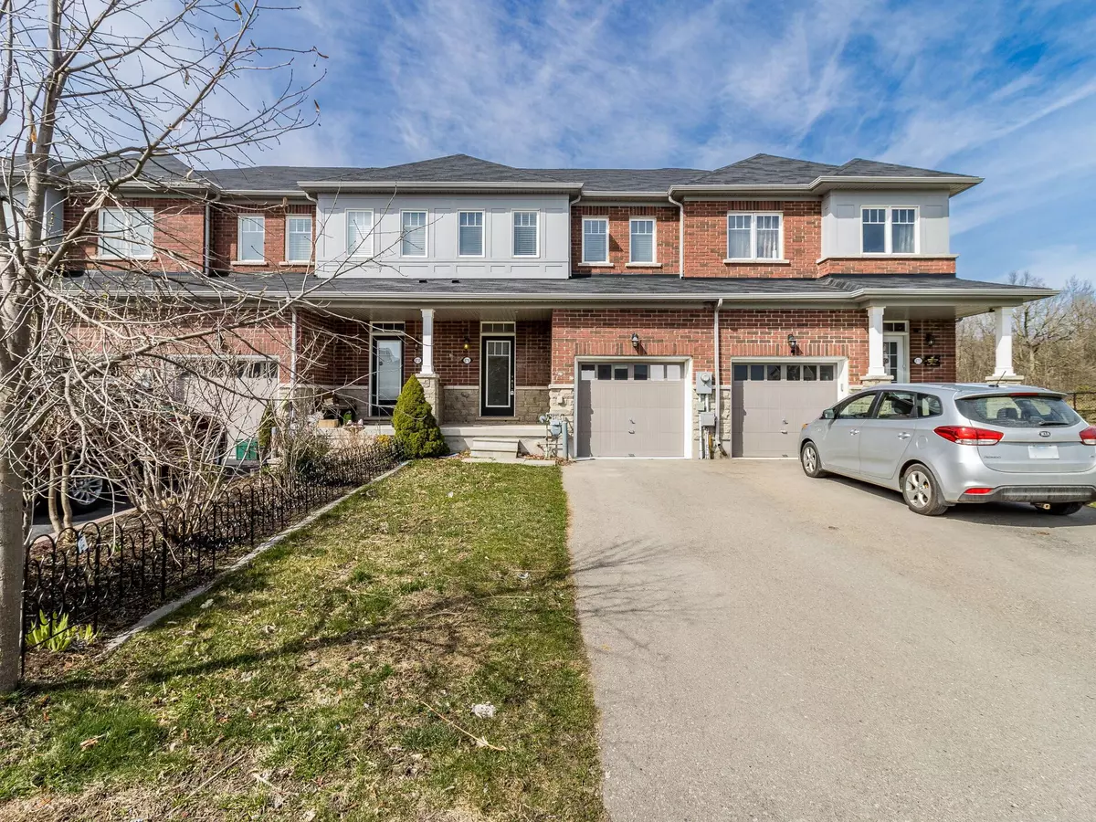 Niagara, ON L2H 2Y6,8715 Dogwood CRES