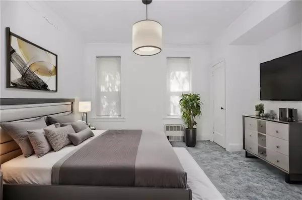 Brooklyn, NY 11223,1961 West 10th ST