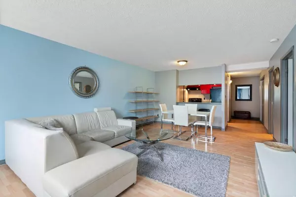 Calgary, AB T2P 3P3,310 8 ST SW #580