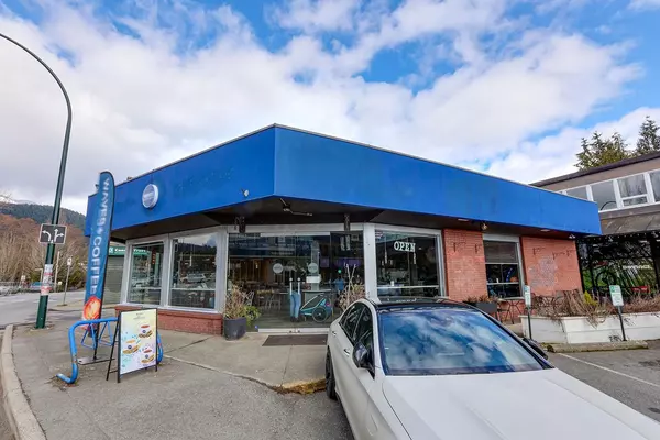 3050 MOUNTAIN HIGHWAY, North Vancouver, BC V7J 2P1