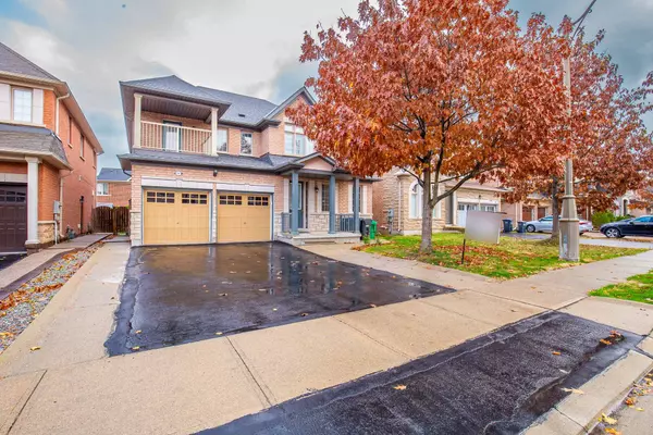 17 Freshmeadow ST, Brampton, ON L6P 2H4