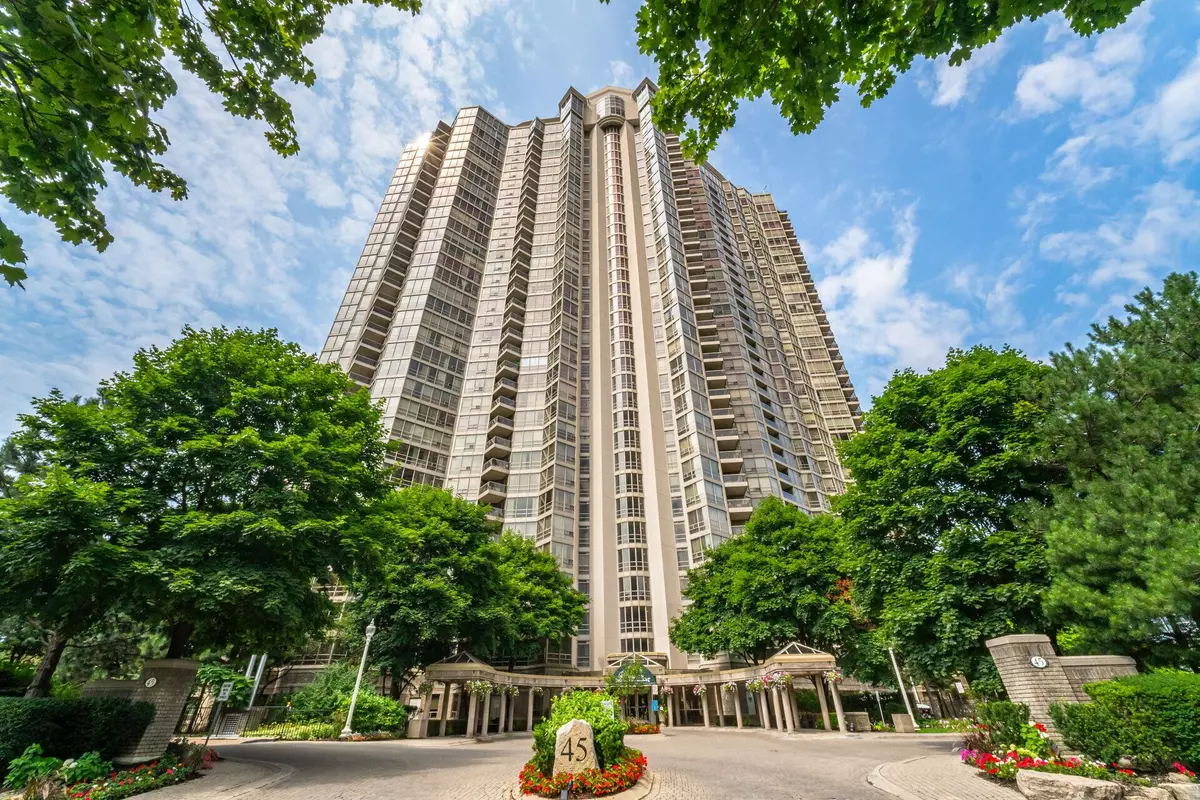 Mississauga, ON L5R 3K4,45 Kingsbridge Gardens CIR #2801