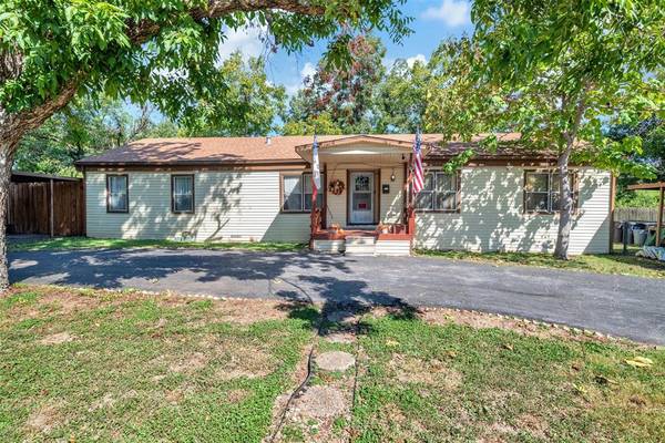 4428 Barbara Road, Fort Worth, TX 76114