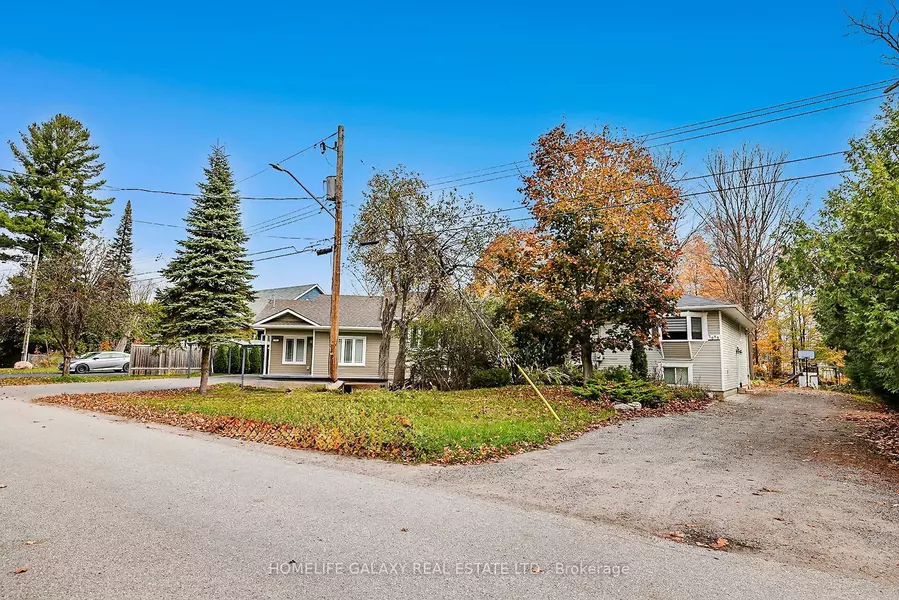 2049 Kate AVE, Innisfil, ON L9S 1Y2