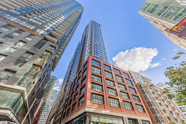 55 Mercer ST #312, Toronto C01, ON M5V 0W4