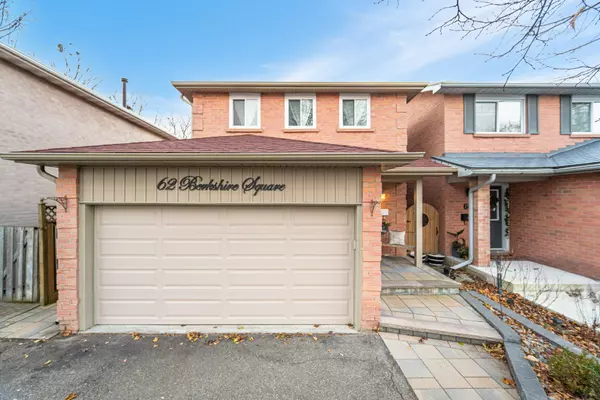 62 Berkshire SQ, Brampton, ON L6Z 1N4