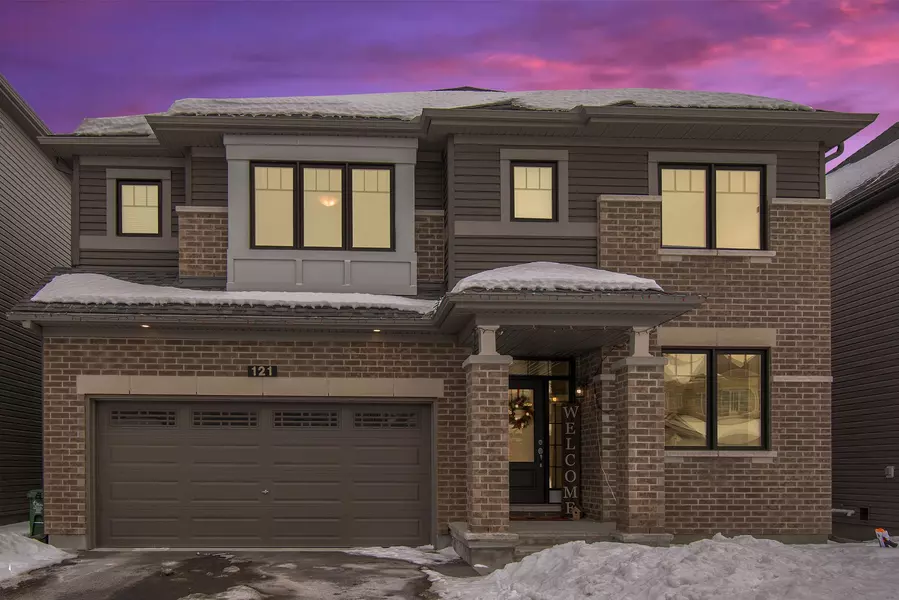 121 DISCOVERY CRES, Stittsville - Munster - Richmond, ON K2S 0Z9