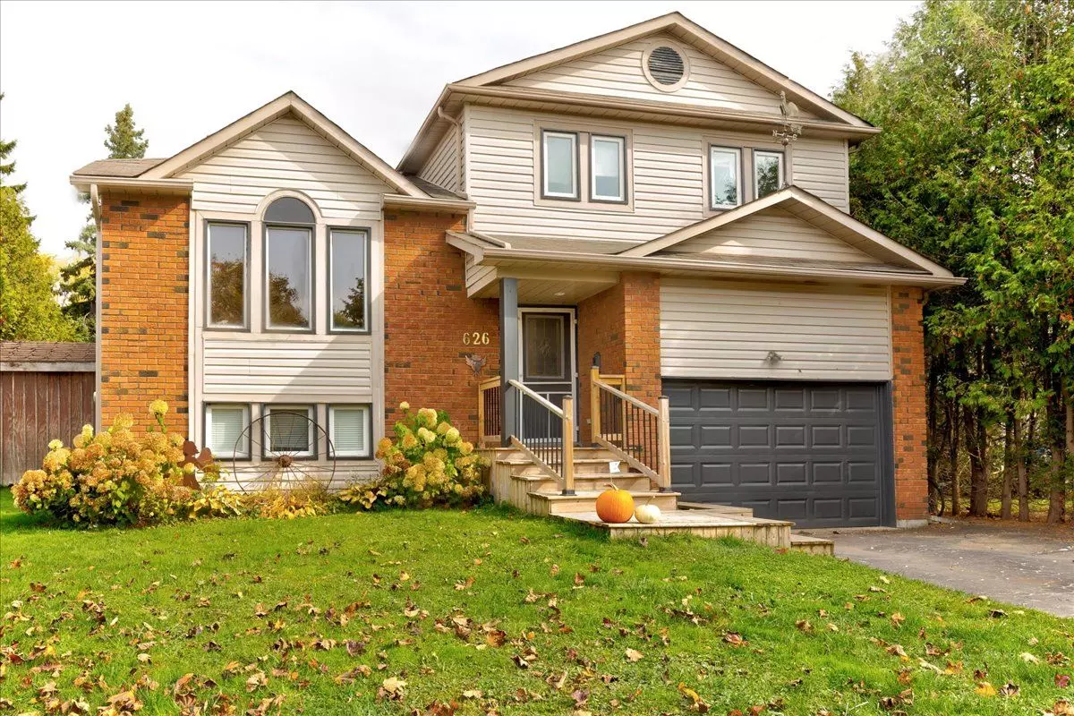 Centre Wellington, ON N1M 3M1,626 Holman CRES