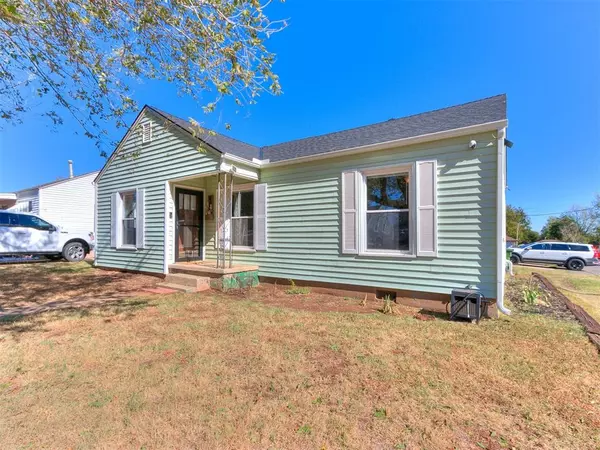 425 S 9th Street, Yukon, OK 73099