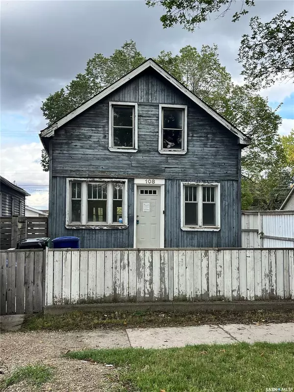 Saskatoon, SK S7M 2K2,108 M AVENUE S