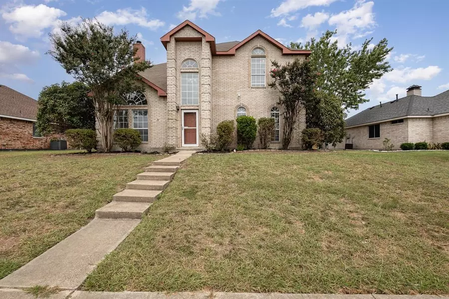 2913 Goldenwave Street, Rockwall, TX 75032