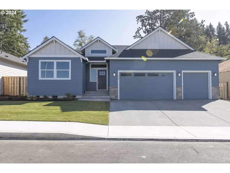 3403 NE Justus AVE, Estacada, OR 97023