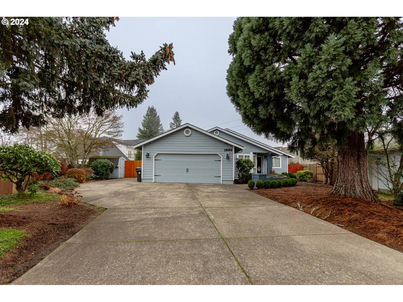 1690 RIDGLEY BLVD, Eugene, OR 97401