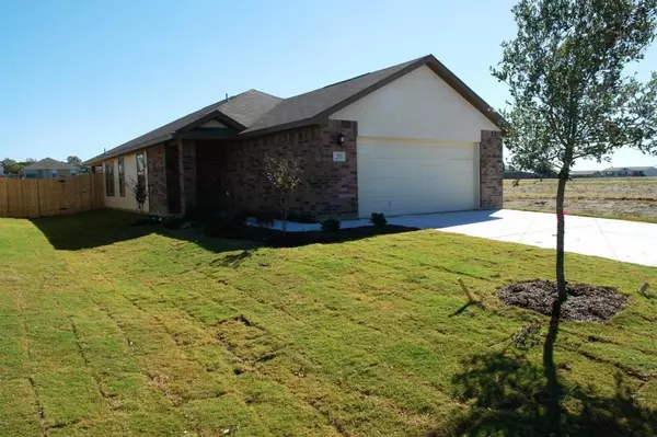 219 Candlewood Circle,  Gainesville,  TX 76240