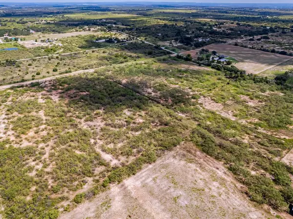 400 County Road 174, Brownwood, TX 76801