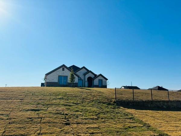 21 Yosemite Trail, Valley View, TX 76272