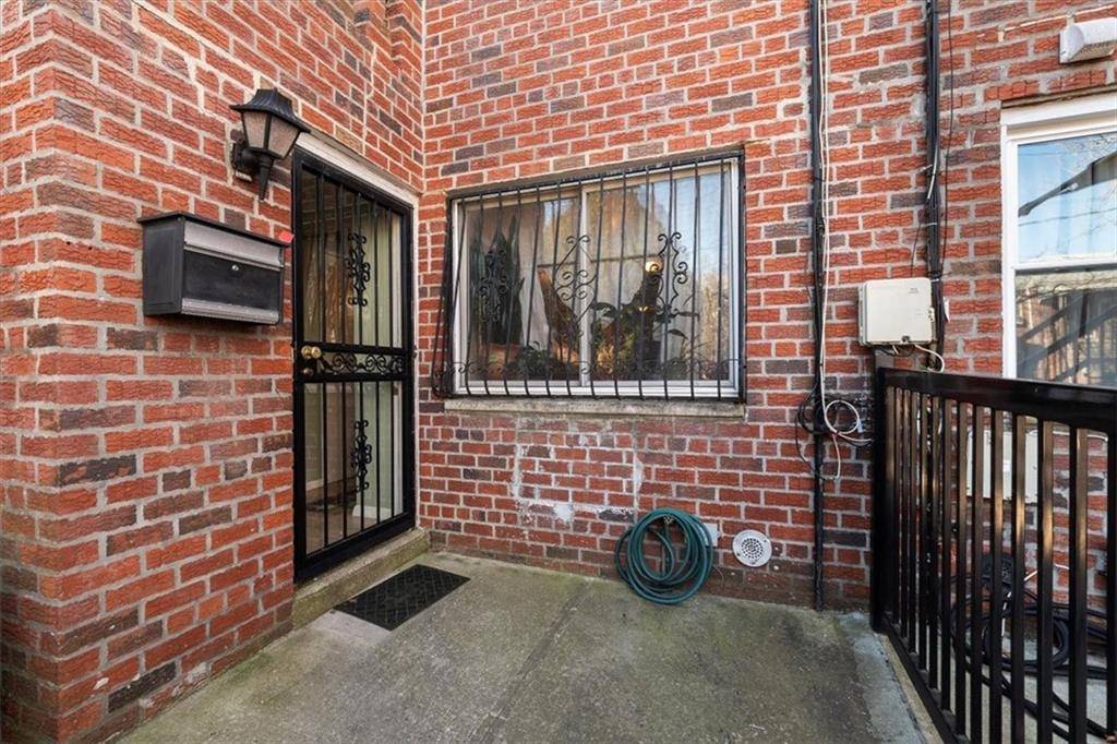 Brooklyn, NY 11236,1146 East 84th ST