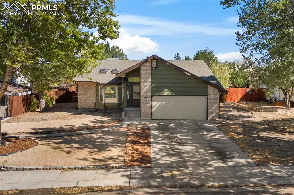 Colorado Springs, CO 80915,1955 Ambleside DR