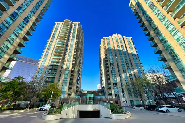 22 Olive AVE #1601, Toronto C14, ON M2N 7G6