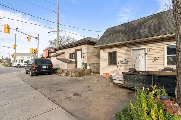 London, ON N6B 1M8,477 Horton ST