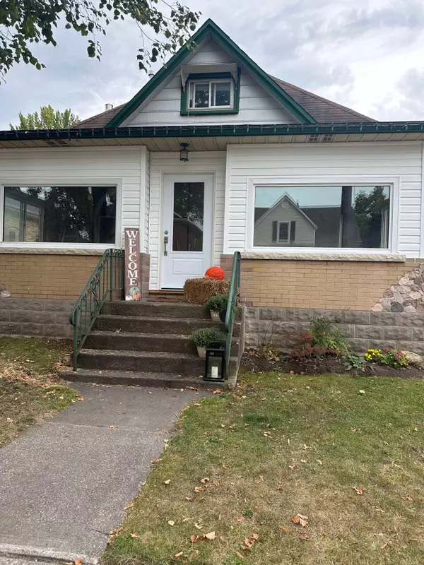 St. Thomas, ON N5R 1Y8,13 Maple ST