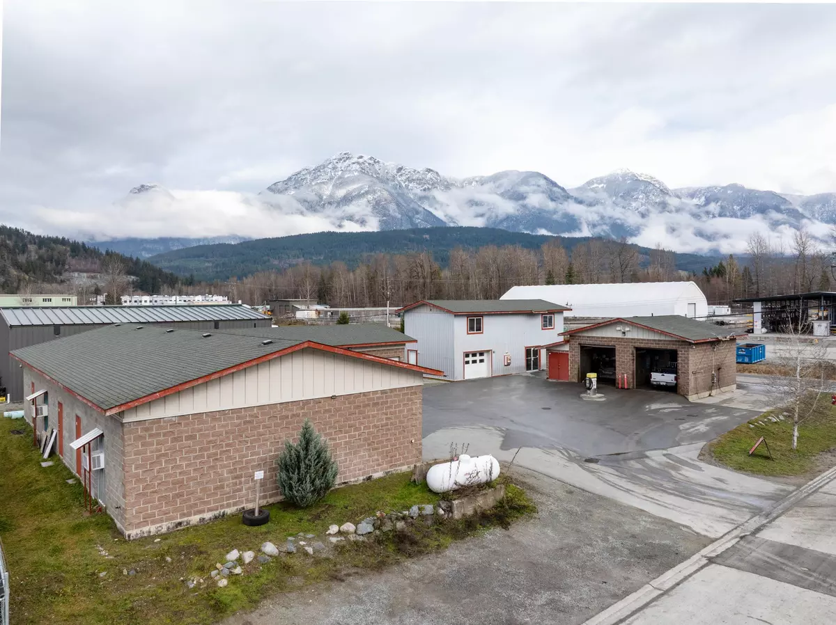 Pemberton, BC V0N 2L0,7318 INDUSTRIAL WAY