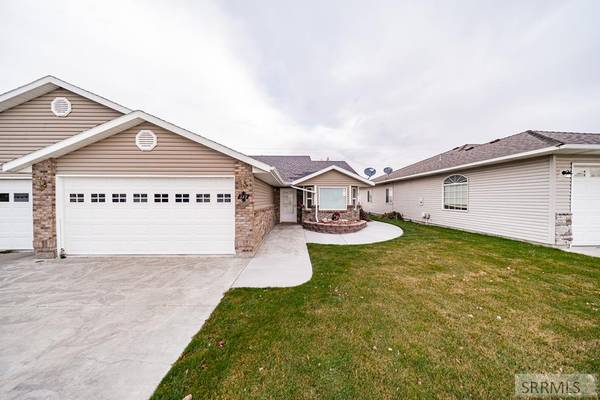 512 Gwen Loop, Blackfoot, ID 83221