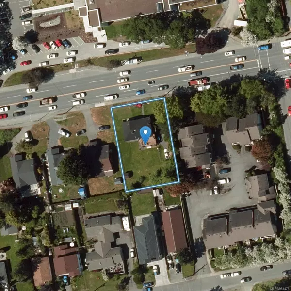 Saanich, BC V8X 3G4,881 McKenzie Ave