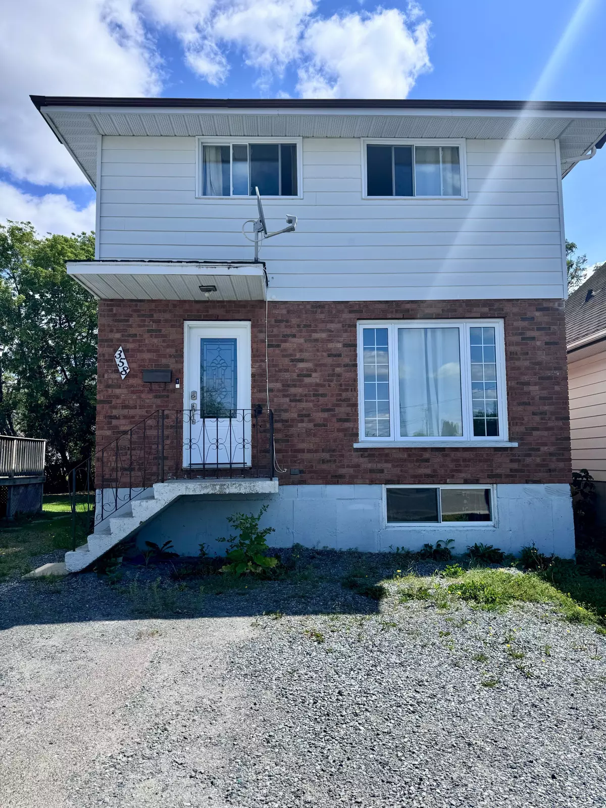 Timmins, ON P4N 6R4,358 Tamarack ST