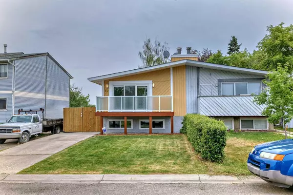 Calgary, AB T2B2N6,51 Doverville WAY SE