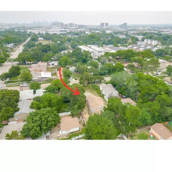 2255 Mail Avenue, Dallas, TX 75235