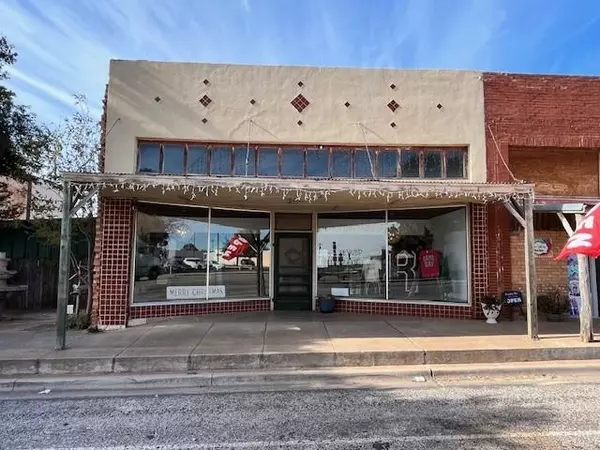 105 N Concho Street, Roby, TX 79543