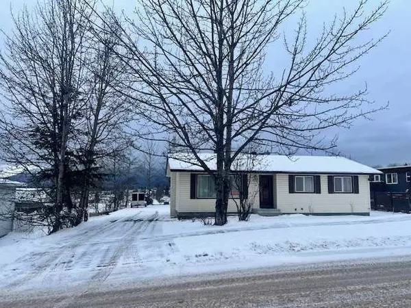 9710 103A STREET, Grande Cache, AB T0E 0Y0