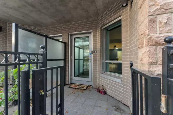 Calgary, AB T2R 0H1,788 12 AVE SW #103