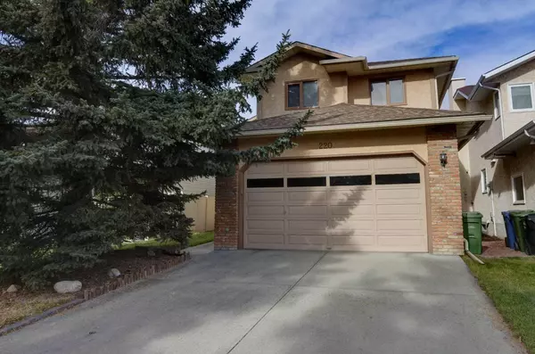 Calgary, AB T3L 1T5,220 Scurfield PL NW