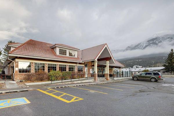 Canmore, AB T1W 1N5,1602 Bow Valley TRL